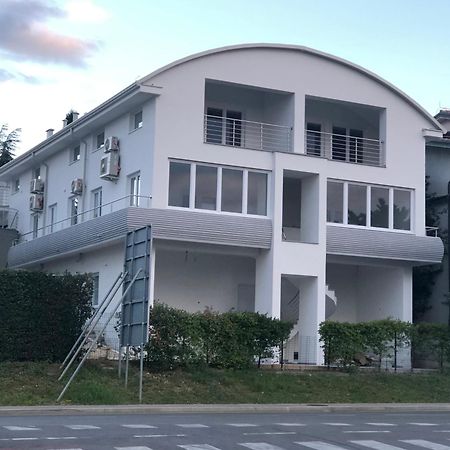 Apartmaji Meduza Izola Εξωτερικό φωτογραφία