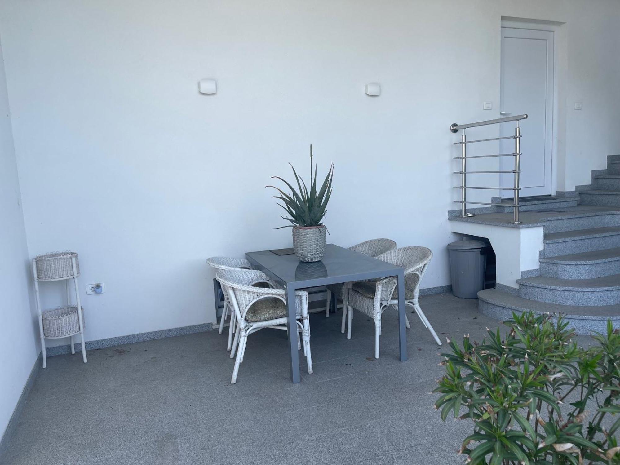 Apartmaji Meduza Izola Εξωτερικό φωτογραφία