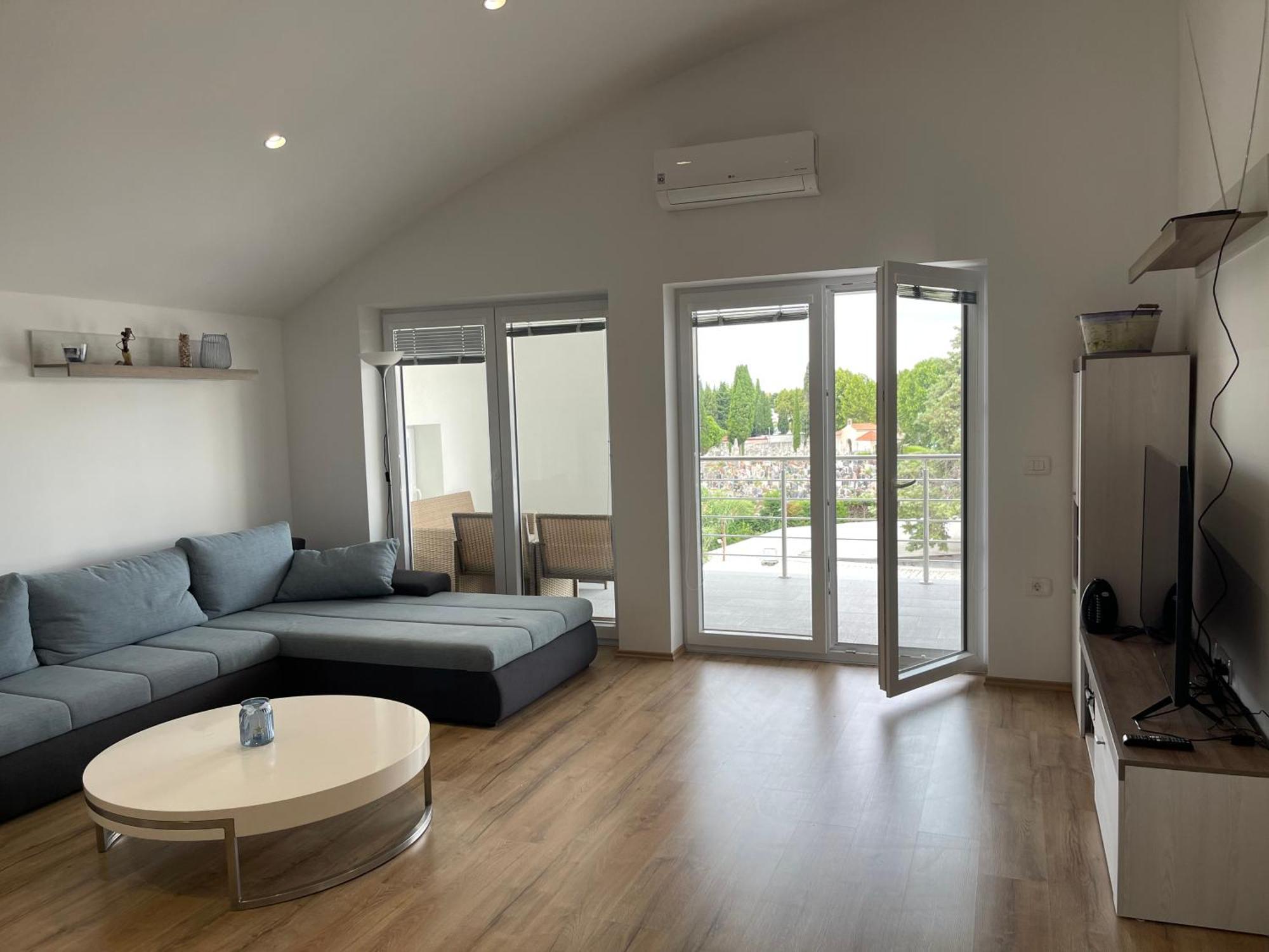 Apartmaji Meduza Izola Εξωτερικό φωτογραφία